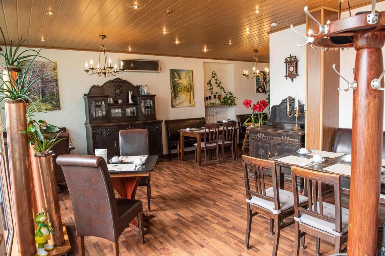 Neubert'S Gasthaus Am Rhein Ланштайн Екстер'єр фото